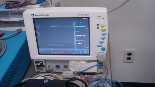 Datex Ohmeda Cardio Cap 5 With ECG NIBP SAO2 CO2  Printer Battery