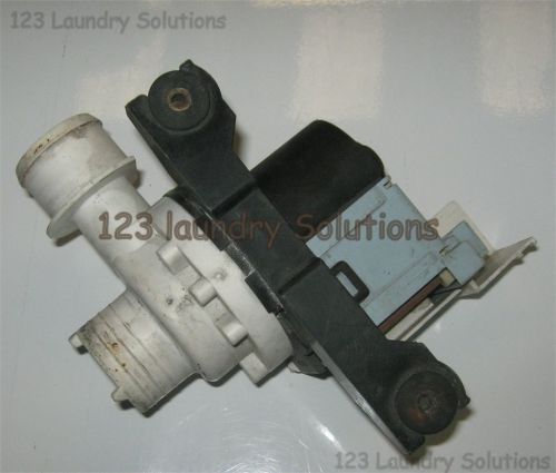 Wascomat Front Load Washer, Water Pump # 131889800 134051100 29401600
