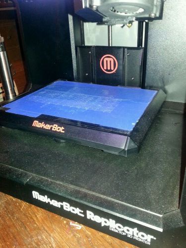 Makerbot replicator 2 5th gen 3d printer