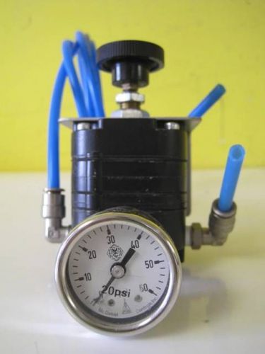 Watts fluidair r210-01a pressure regulator 2-40psi max inlet 150psi w/ hose used for sale