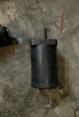 Char-lynn eaton motor 101-1019-009 1 inch shaft for sale