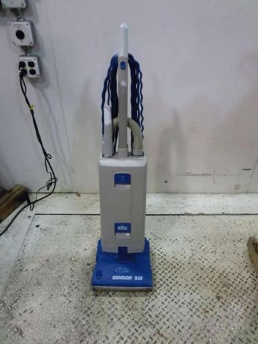 Windsor Sensor S12 Upright Commercial Vacuum Cleaner w/ Tools