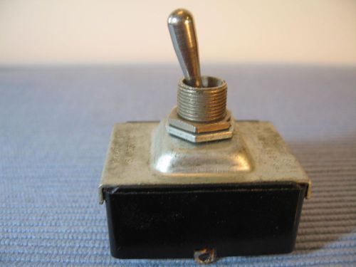 C-h 3pdt toggle switch (on-on), 15 amp ac, 125 vac; 10 amp 250 vac, new for sale