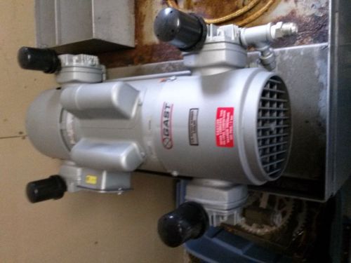 Gast manufacturing 7hdd-57-m750x piston air compressor. electric for sale