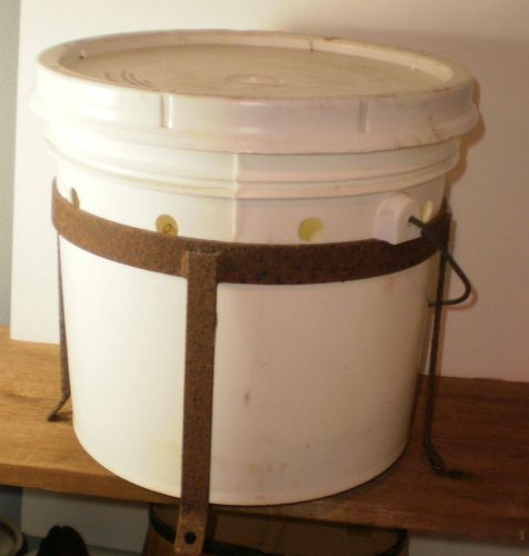 Goat kid lamb milk feeder nurse bucket bar feeds 10 at one time. new old stock for sale