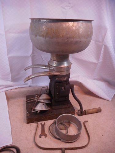 Montgomery Wards #33 Cream Separator w/ Bowl &amp; Parts, Spins, Vintage Dairy
