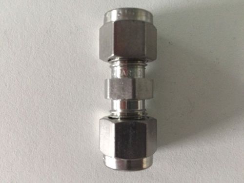 Parker 1/4&#034; tube x 1/4&#034; tube compression straight union ss-400-6 for sale
