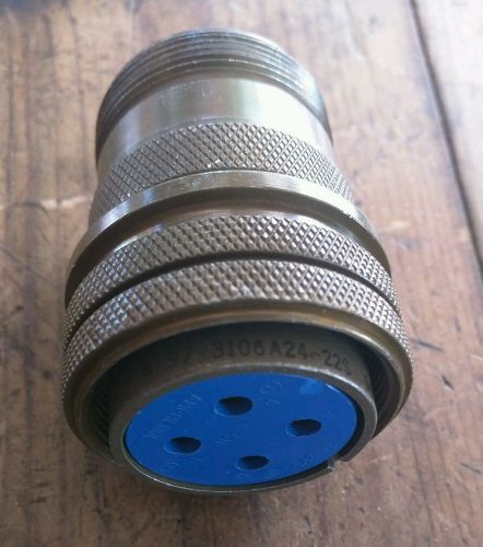 Amphenol Industrial 97-3106A24-22S Circular Connector Plug, Size 24, 4Pos, Cable