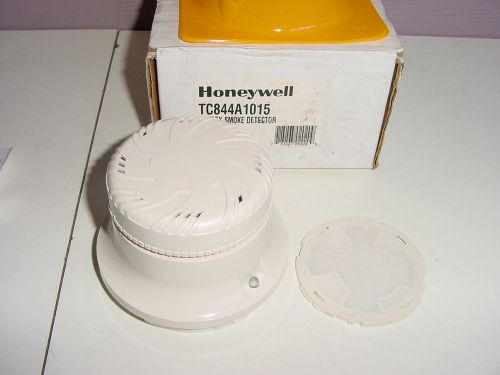 Honeywell Smoke Detector Head N04-1579-00, TC844A-1015 Photoelectric Ionization