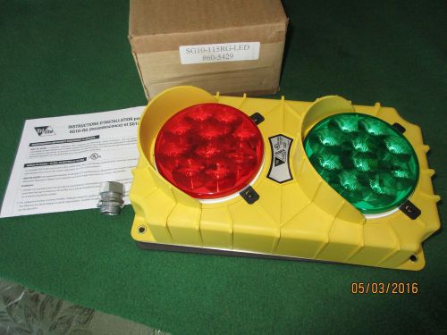 NEW TRI-LITE  LED STOP &amp; GO LOADING DOCK SAFETY LIGHT SG10-115RG-LED111111111111