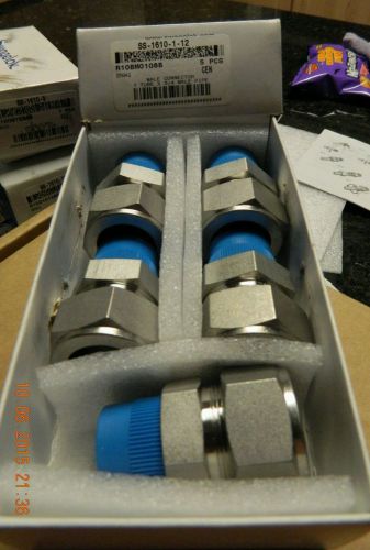 SWAGELOK  SS-1610-1-12 MALE CONNECTOR 316 SS 1&#034; OD TUBE X 3/4&#034; NPT