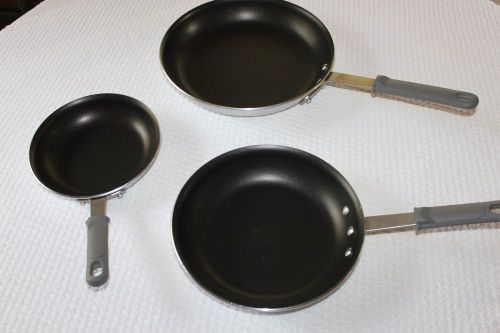 Bakers &amp; Chefs NSF Non Stick Professional Aluminum Pan Made in USA 3 pieces