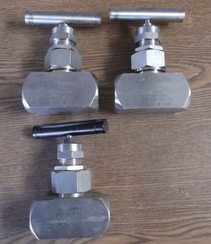 2 Swagelok SS-6HNRF8-SG-SH sour gas / 1 Whitey ss-6hnrf8 Valves