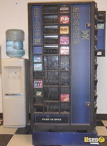 Combo Snack/ Drink Vending Machine with Coin Changer