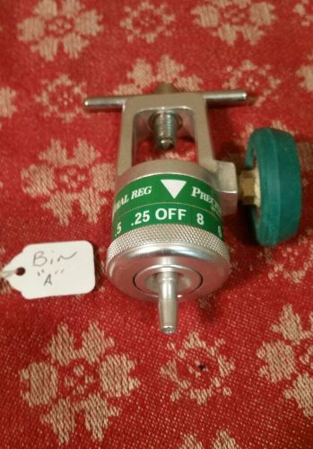 Precision Medical 300 Held Drive Model 168708D Oxygen Regulator