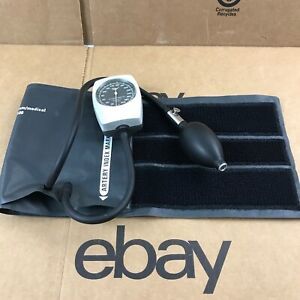 Tycos Welch Allyn Hand Held Blood Pressure Monitor Sphygmomanometer 2.U1