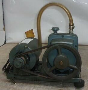 Cenco HYVAC 2 Belt Driven Vacuum Pump SEE NOTES
