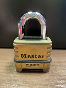 Master Lock 1175D Pro Series Combination Lock