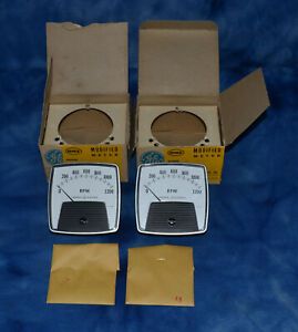 LOT OF TWO GE 0-1200 RPM Panel Meter DO-91