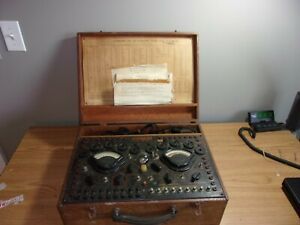 VINTAGE SUPREME 385 TUBE TESTER