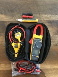 FLUKE 374 FC 4696001 AC/DC TRMS Wireless Clamp