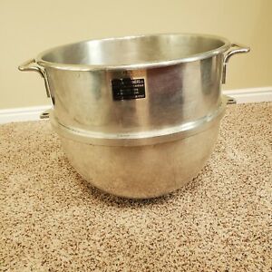GENUINE HOBART VMLH-60 QT STAINLESS STEEL MIXING BOWL- RECENTLY RE-TINNED
