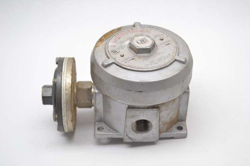 Ue united electric j110 449 0-20in-h2o differential 1-2in-h2o switch b427988 for sale