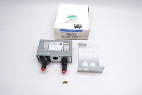 New johnson controls p70ma-2c pressure switch d440985 for sale