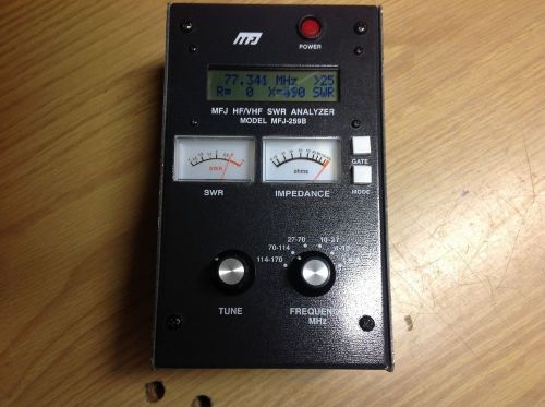 MFJ -259B HFCS/VHF SWR Antenna Analyzer   Mint Condition