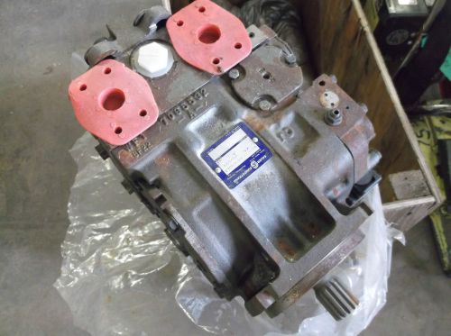 Sauer Sundstrand Hydraulic Pump 1-98-32-10446