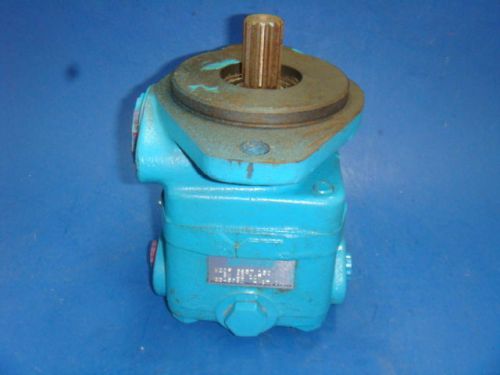 New vickers hydraulic pump, v20f 6s51 15c, 8k 22 107, new in box for sale