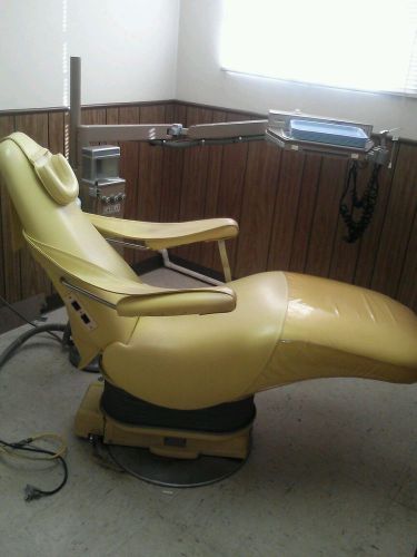 Den-Tal-EZ pl-200 Dental Examination Chair