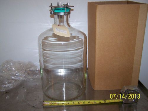 New Brunswick Scientific Glass Nutrient Reservoir 13.25 L Model M1052-3180