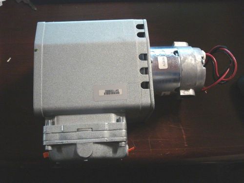 Gast oiless diaphragm vacuum pump 2100 rpm 1/8 hp 1.10 cfm doa-p501-jk |lk4| for sale