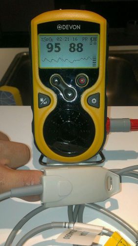 Devon handheld pulse oximeter