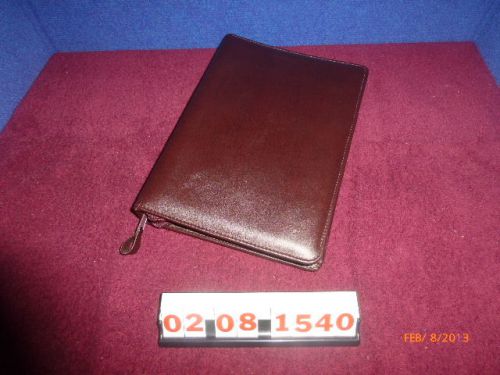 ANNAPOLIS ORGANIZER ( PRE- OWNED) ZIPPERED-BURGUNDY