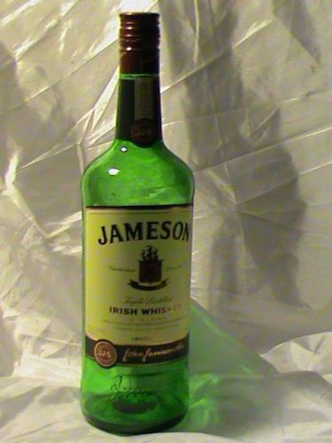 JJ&amp;S JAMESON Irish whiskey empty green glass bottle collectible 1lt twist cap