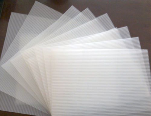 Corrugated Plastic Sheet 48&#034; x 48&#034; 4mm coroplast Translucent WHITE