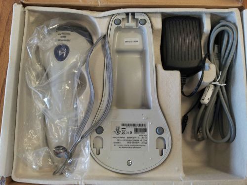 Metrologic Voyager BT Hand Scanner USB w/ Cradle MK-9535-79B538