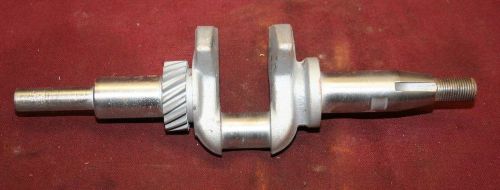 Briggs &amp; Stratton Gas Engine Motor W Series Crankshaft Crank Flywheel Shaft 4