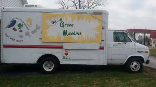1993 Chevy GMC Catering Food Truck Lunch Wagon