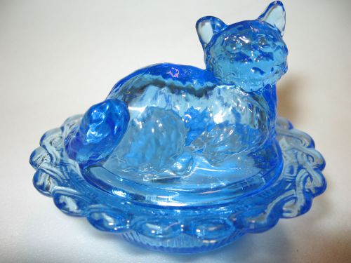 Aqua blue glass salt cellar celt dip cat kitten on nest basket dish kitty candy