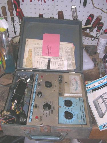 CRT Cathode Ray tube tester, Model 465, Powers up but untested