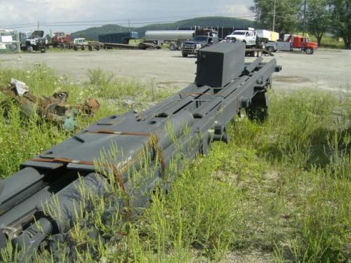 2013 galbreath oustide rail 75,000 lb. roll off hoist for sale