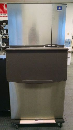 Manitowoc ice machine sy0604a half dice 600lb ice maker &amp; 400lb bin  air cooled for sale