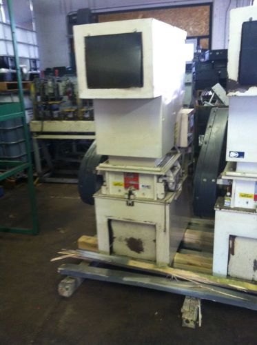 Nelmor 7.5 HP Granulators Model G1012P1