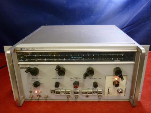 HP 8690B Sweep Oscillator with 8699B .1-4GHz Module
