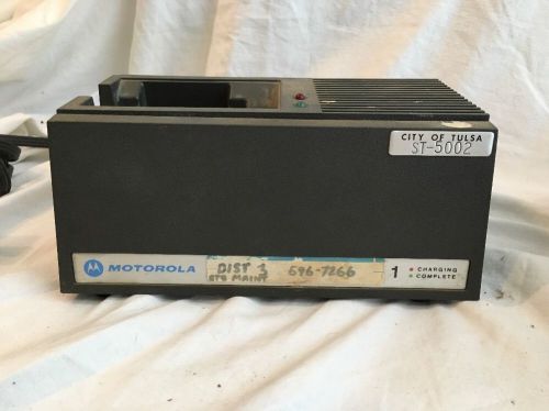 Motorola MX Single Radio Battery Charger NLN8858