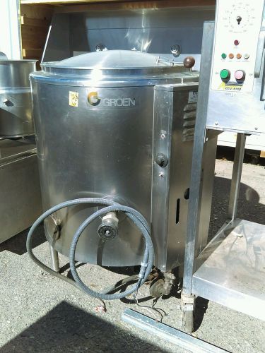 Groen AH/1E-40 Kettle, 40 Gallon, S/S Liner &amp; Insulated Body 2/3 Jacket, SS, Gas