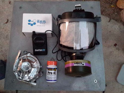Scott/SEA Gas Mask Kit w/Elec Voice Amp, 40mm NBC-CBRN Filter &amp; Potassium Iodide